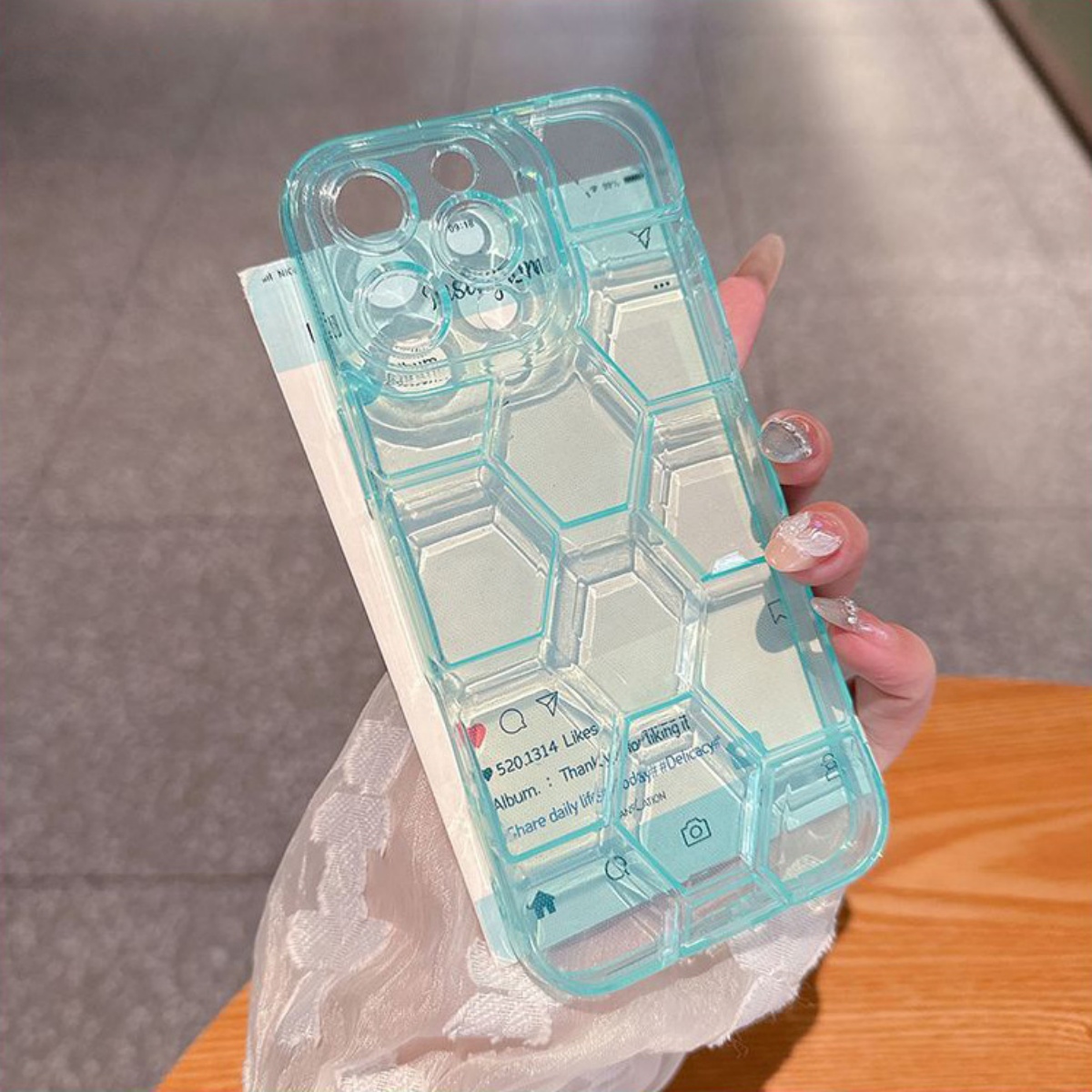 حافظة لهاتف آيفون 16 15 14 13  - مراجعة Clear Shockproof Bumper Case وسعره